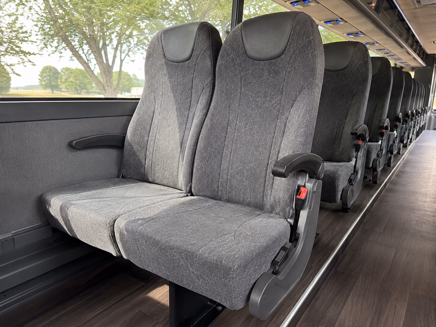 how the type of bus changes the price in san leandro california
